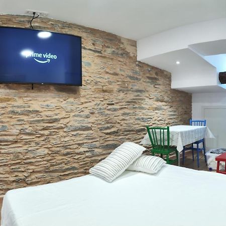 Mini Apartamento Con Todo Lo Necesario En Lugo Esterno foto