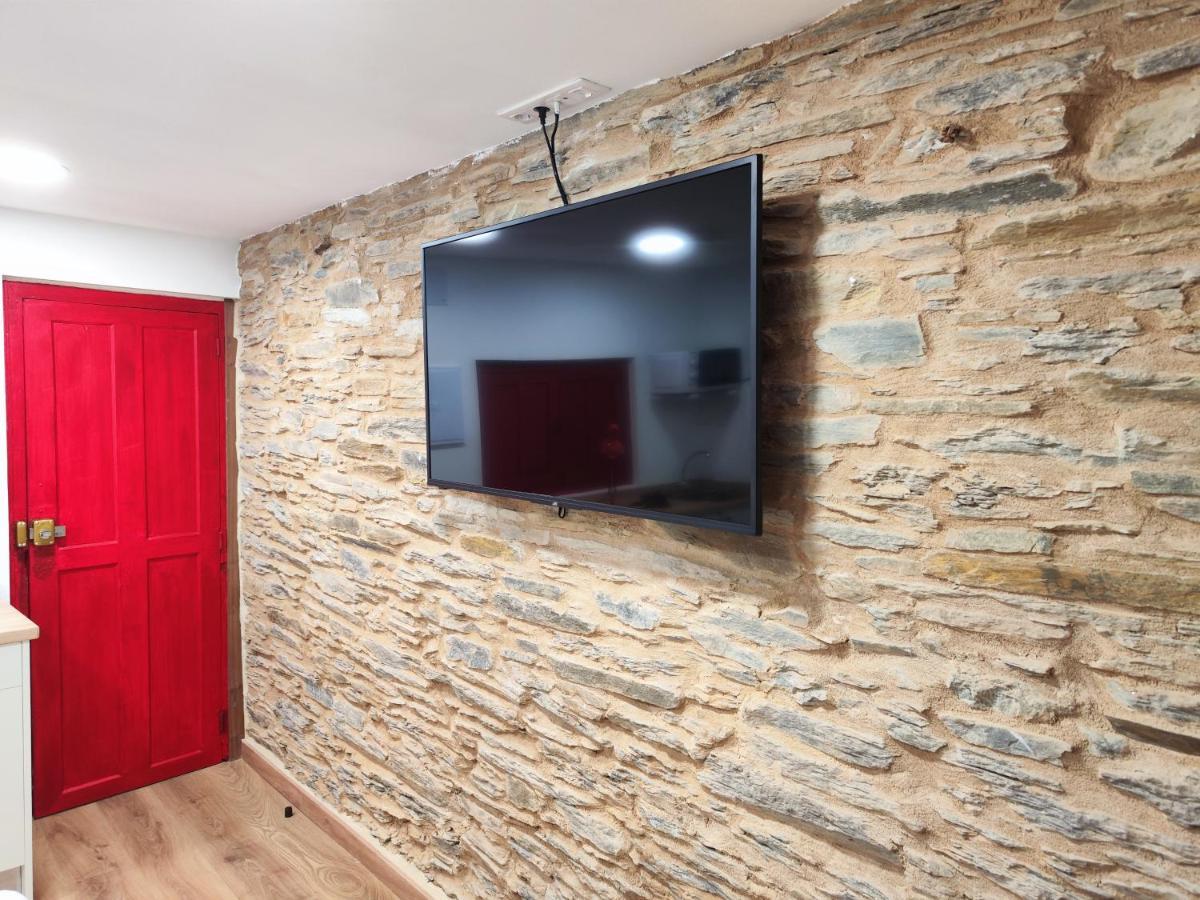 Mini Apartamento Con Todo Lo Necesario En Lugo Esterno foto