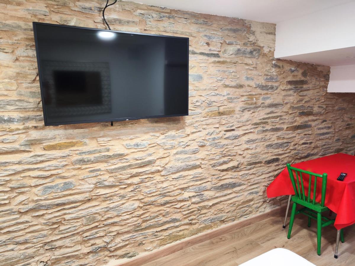 Mini Apartamento Con Todo Lo Necesario En Lugo Esterno foto